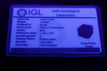 Ruby cube from Mynamar (dyed) 26*25mm 120ct 24g in UV light - Rocks and Things Store