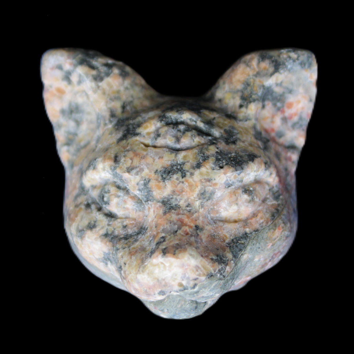 Yooperlite hand-carved Cat head 50*49mm 115g in sunlight - Rocks and Things Store