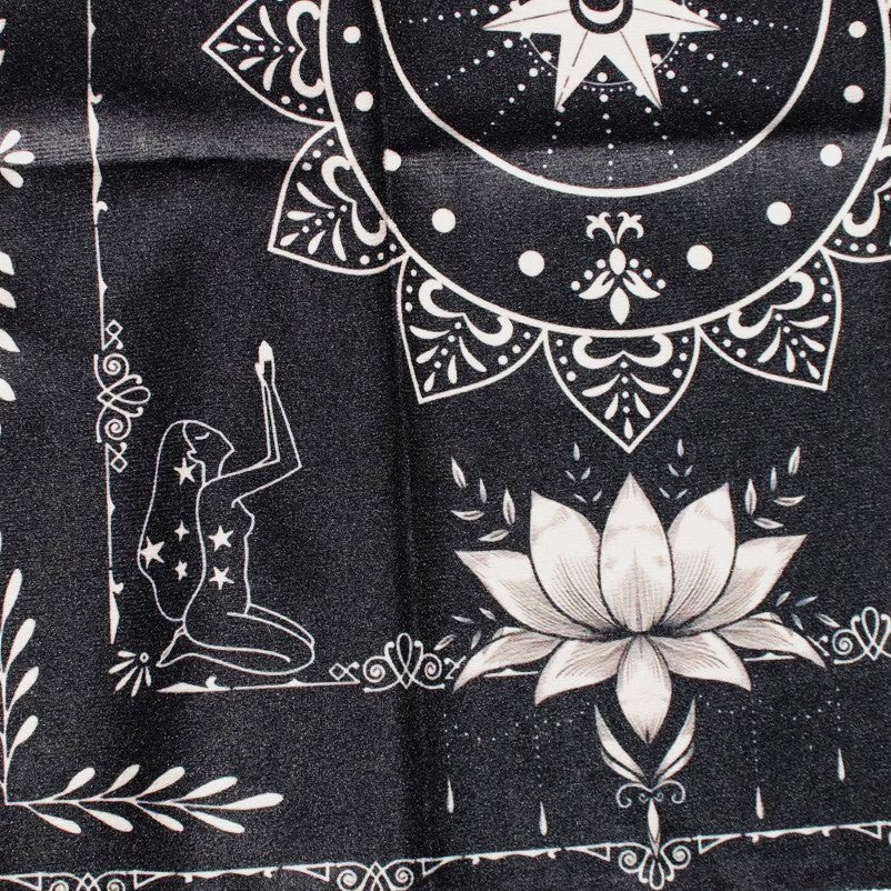 Moonlight Flower Tarot Card Table Cloth and Altar Mat 49*49cm in sunlight - Rocks and Things Store