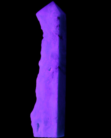 Sky Blue Hemimorphite wand 97*20*17mm 68g in UV light - Rocks and Things Store