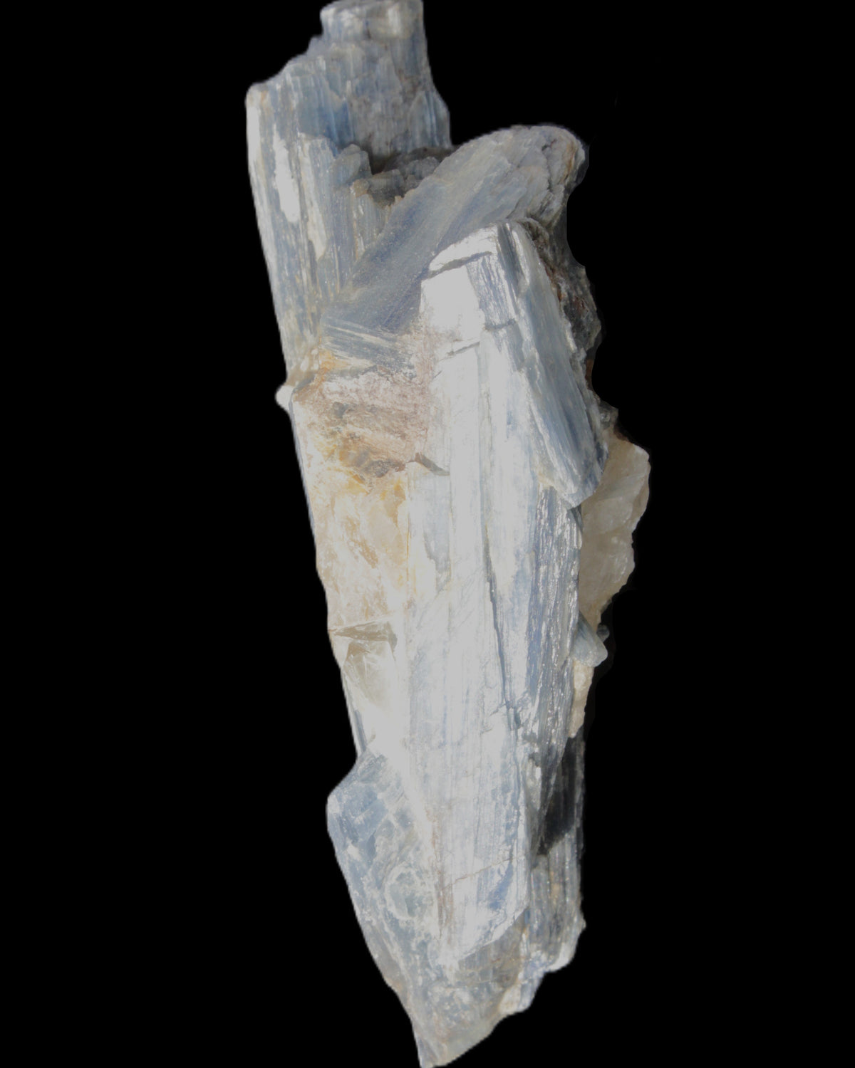 Kyanite fanned blade crystal cluster 105*60*30mm 227g in sunlight - Rocks and Things Store