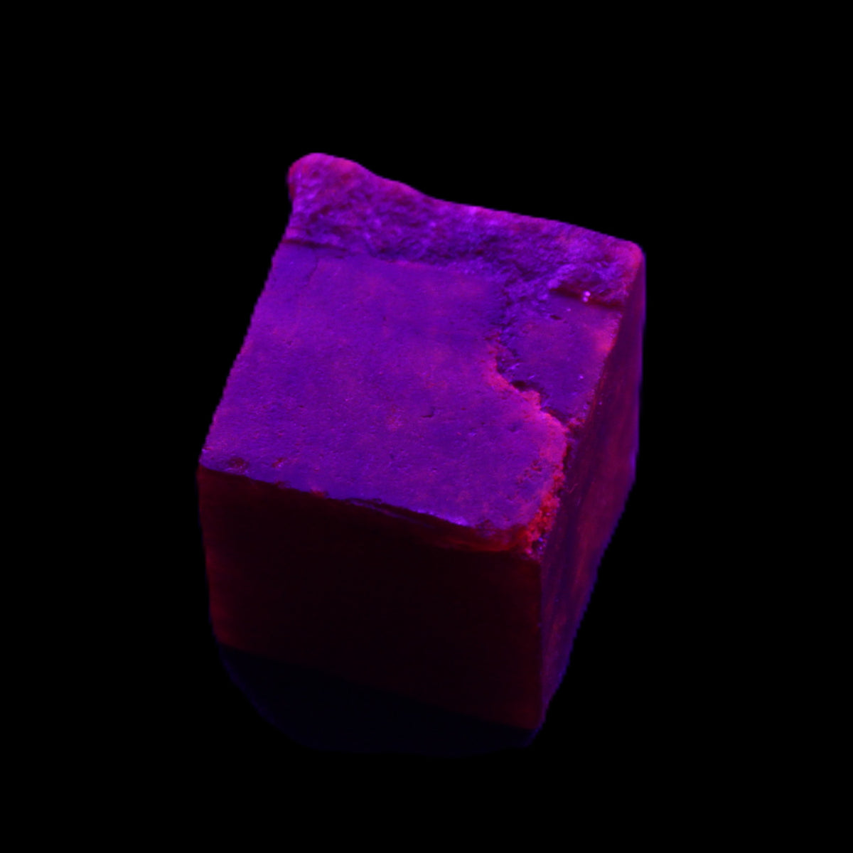 Ruby cube from Myanmar (dyed) 24*23*20mm 125ct 25g in UV light - Rocks and Things Store