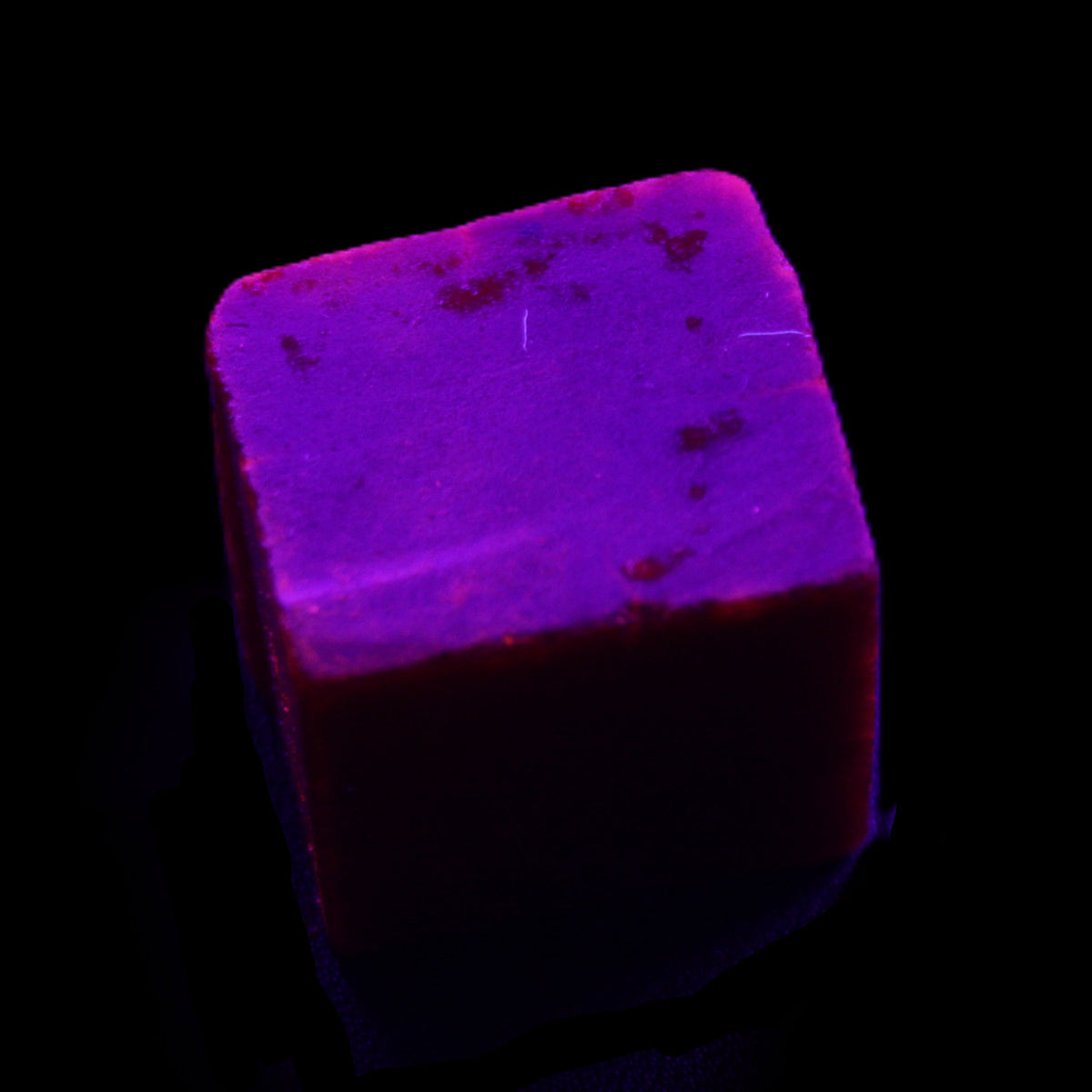 Ruby cube from Myanmar (dyed) 24*23mm 148ct 29.6g in sunlight - Rocks and Things Store