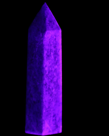 Apatite wand 22*18*69m 54g in UV light - Rocks and Things Store