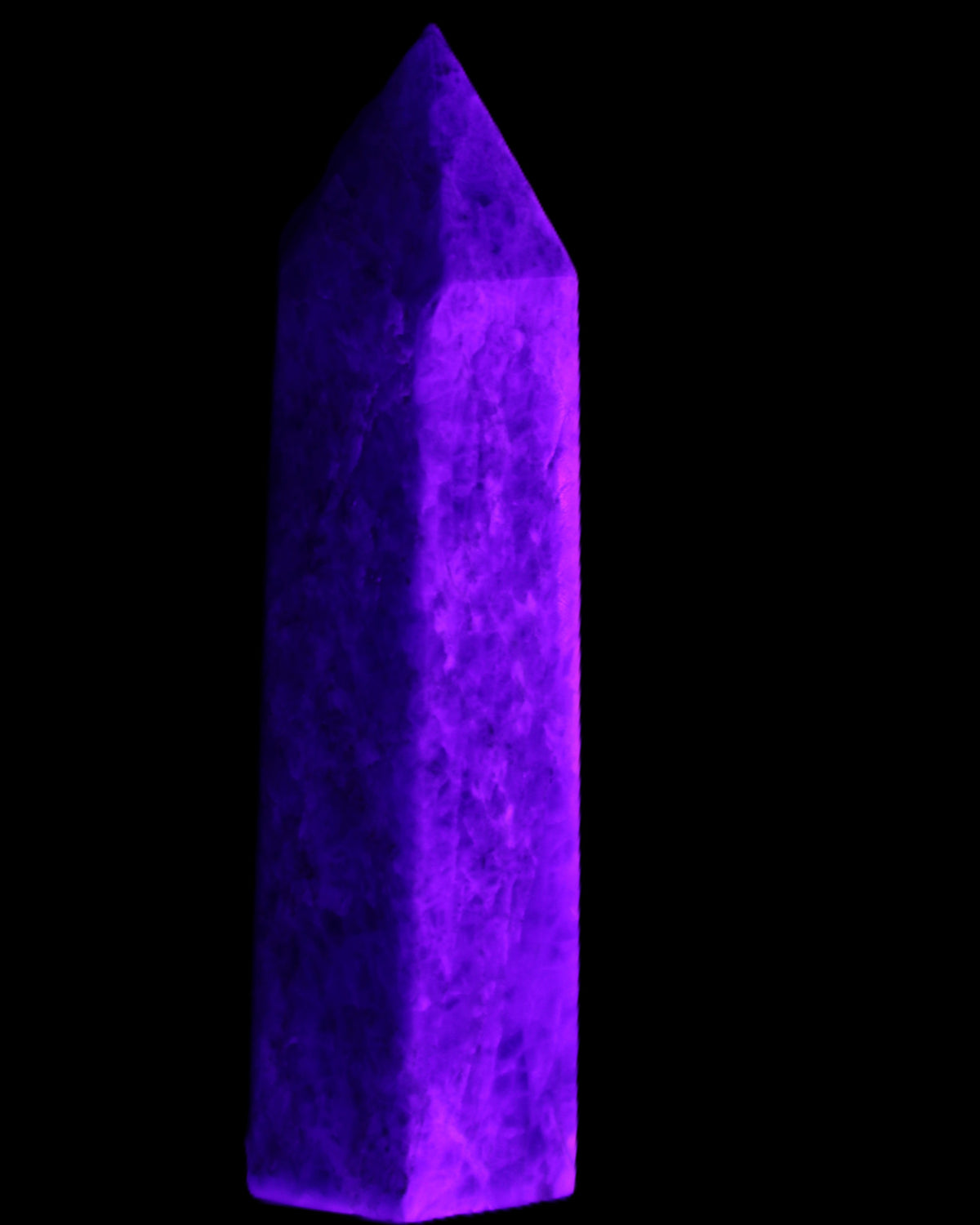 Apatite wand 22*18*69m 54g in UV light - Rocks and Things Store