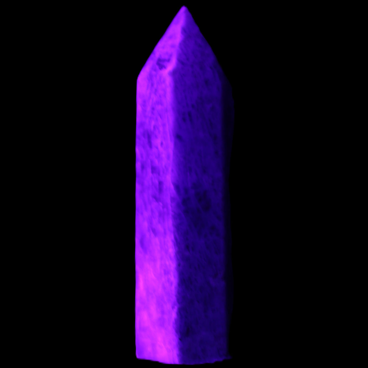 Apatite wand 22*18*69m 54g in UV light - Rocks and Things Store