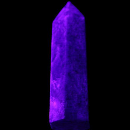 Apatite wand 22*18*69m 54g in UV light - Rocks and Things Store