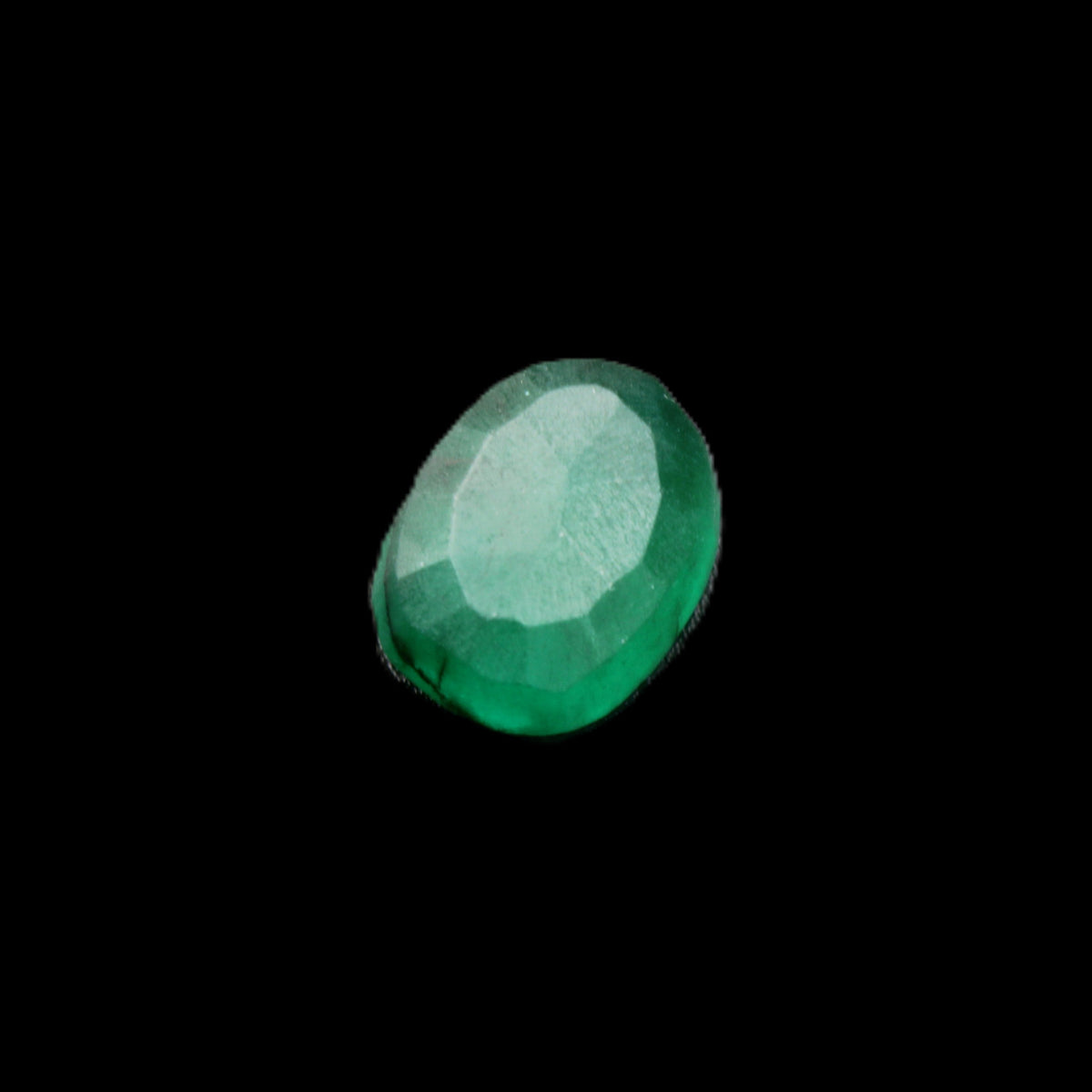 Green Emerald Oval cut from Columbia 7m 11ct 2g in sunlight - Rocks and Things Store