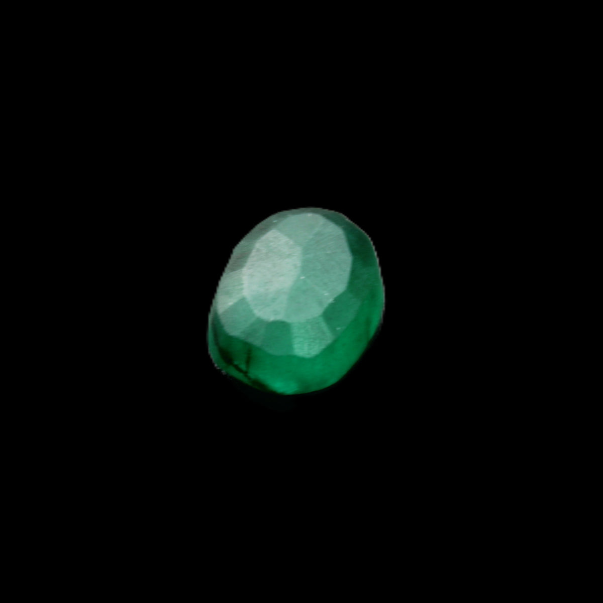 Green Emerald Oval cut from Columbia 7m 11ct 2g in sunlight - Rocks and Things Store