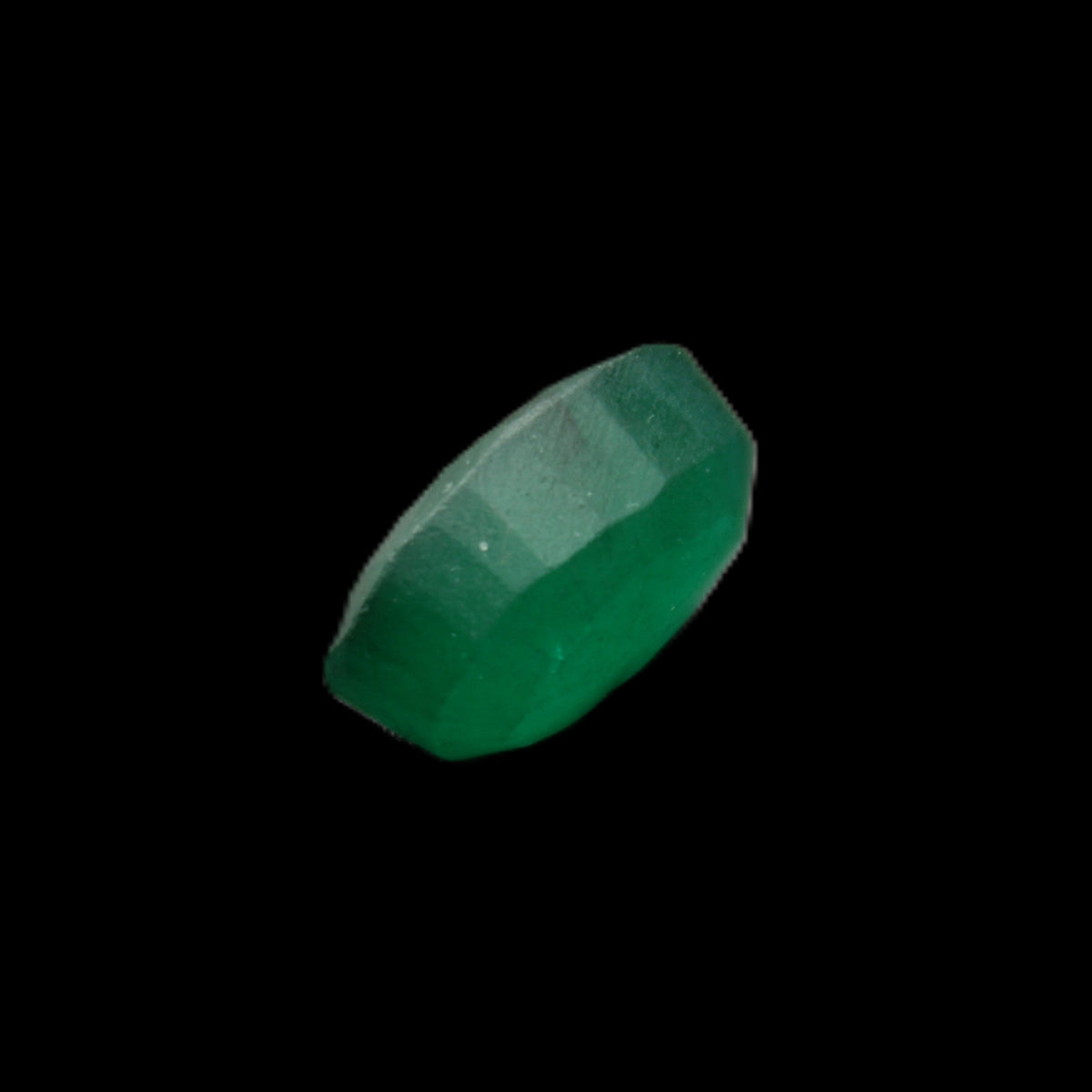 Green Emerald Oval cut from Columbia 7m 11ct 2g in sunlight - Rocks and Things Store