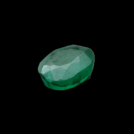 Green Emerald Oval cut from Columbia 7m 11ct 2g in sunlight - Rocks and Things Store