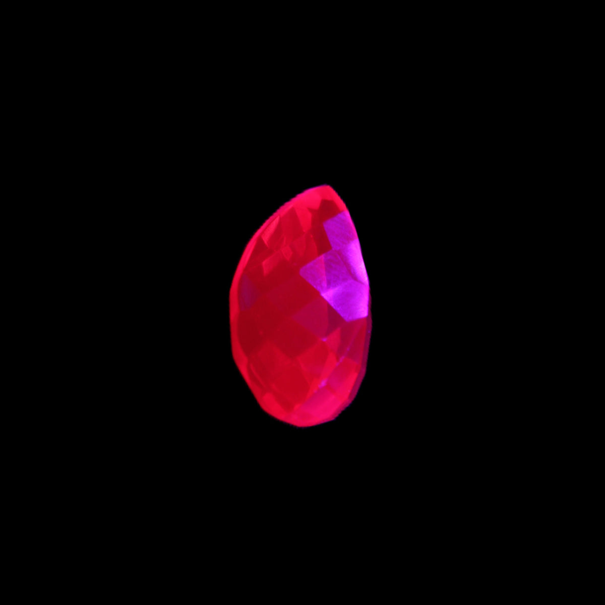 Red Ruby Pear cut from Mozambique 14*7*8mm 19.8ct 4g in UV light - Rocks and Things Store