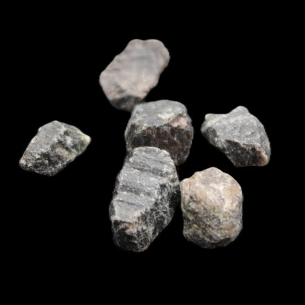 Sapphire corundum 4-6 rough crystals 8-9g in sunlight - Rocks and Things Store