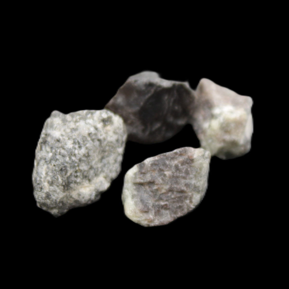 Sapphire corundum 4-6 rough crystals 8-9g in sunlight - Rocks and Things Store