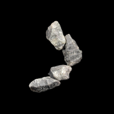 Sapphire corundum 4-6 rough crystals 8-9g in sunlight - Rocks and Things Store