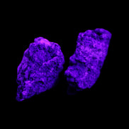 Veszelyite Malachite Green Stone 3-5 stones 21-23g in UV light - Rocks and Things Store