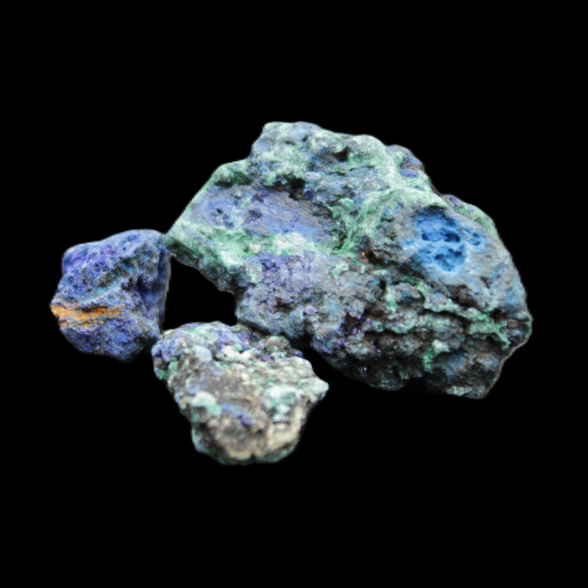 Veszelyite Malachite Green Stone 3-5 stones 21-23g in sunlight - Rocks and Things Store