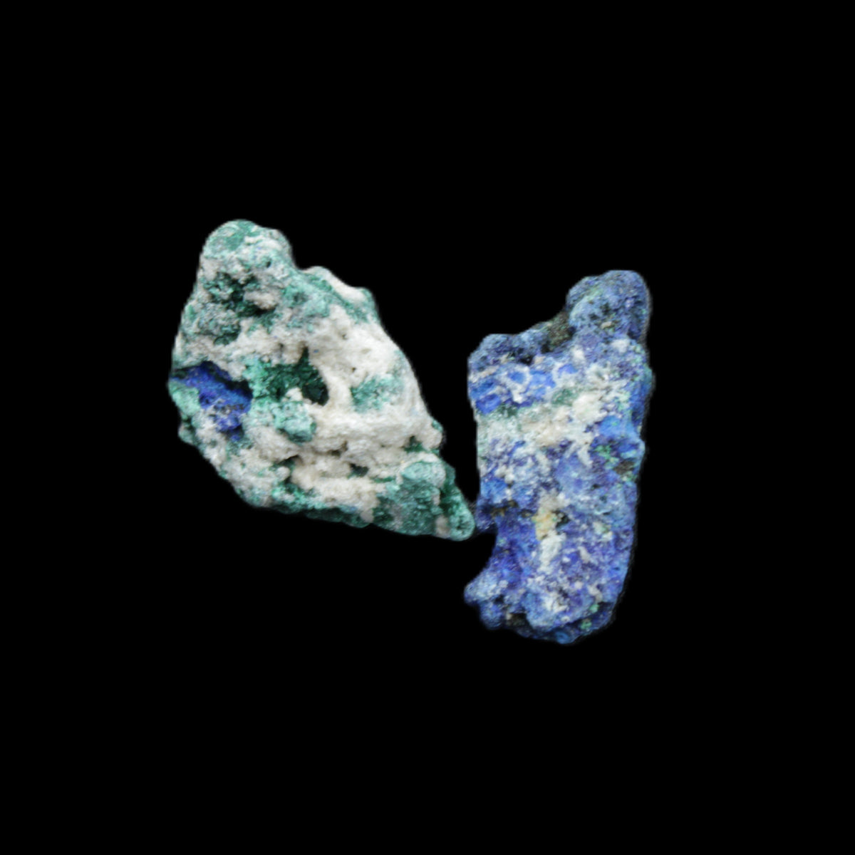 Veszelyite Malachite Green Stone 3-5 stones 21-23g in sunlight - Rocks and Things Store