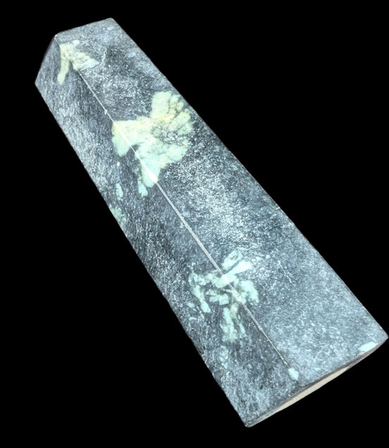 Chrysanthemum Stone wand 149g - Rocks and Things Store