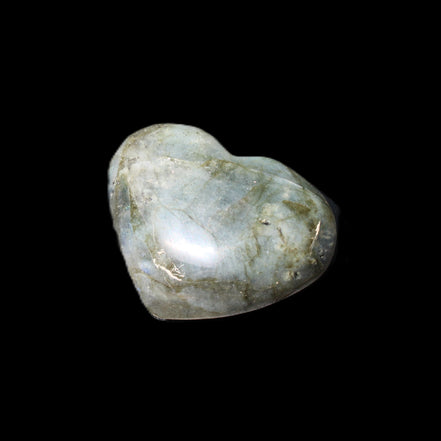 Labradorite heart 39-44g in sunlight - Rocks and Things Store