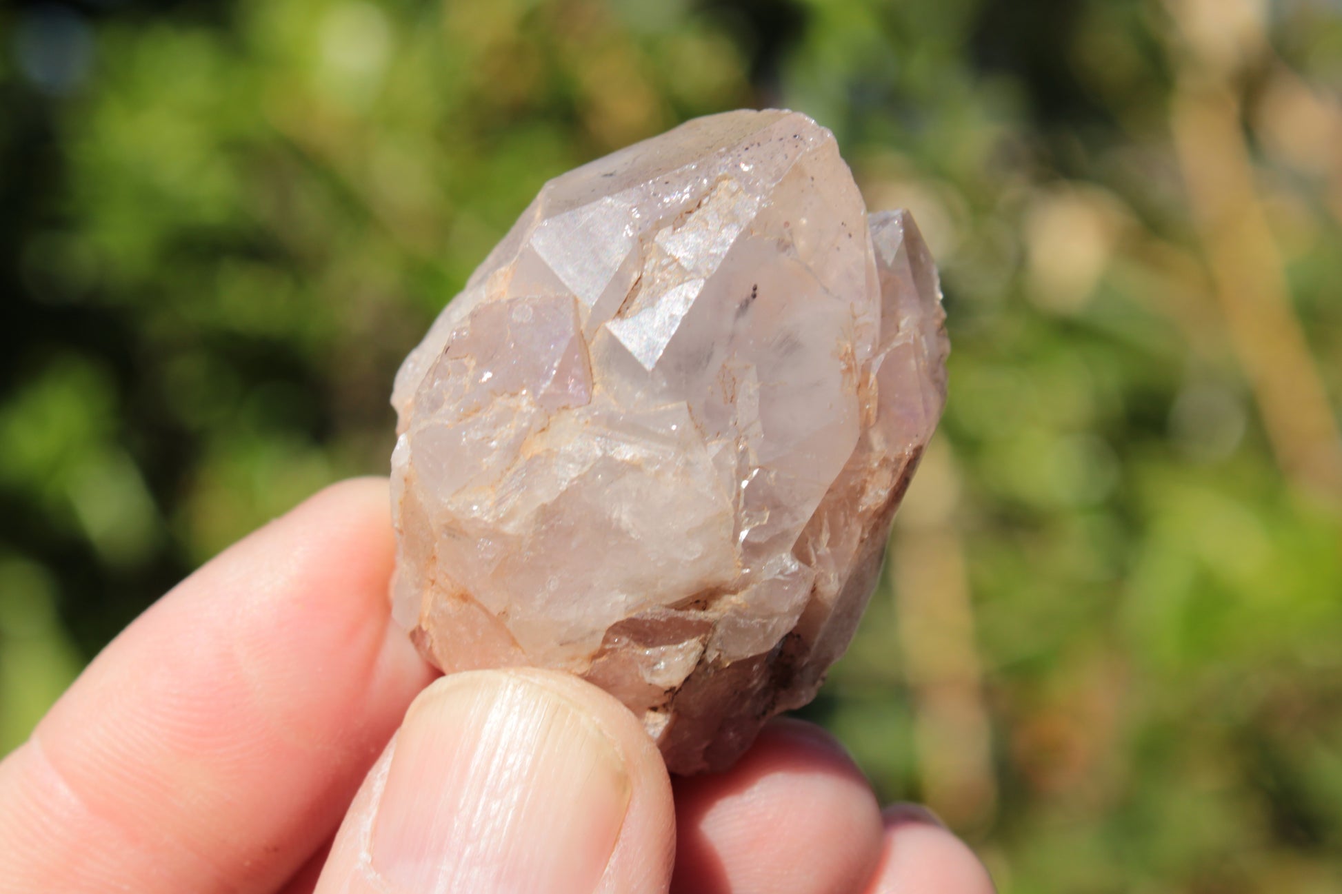 White silver mountain Quartz crystal point 53g Rocks and Things