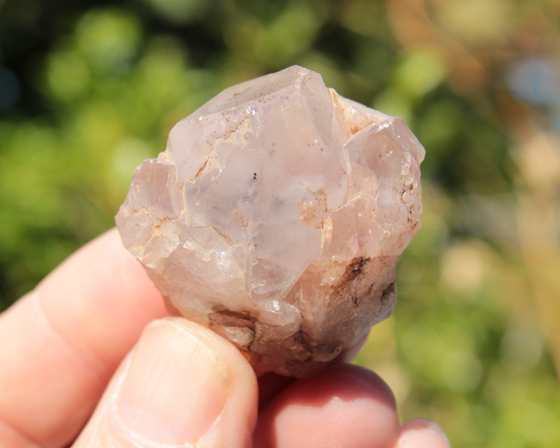 White silver mountain Quartz crystal point 53g Rocks and Things