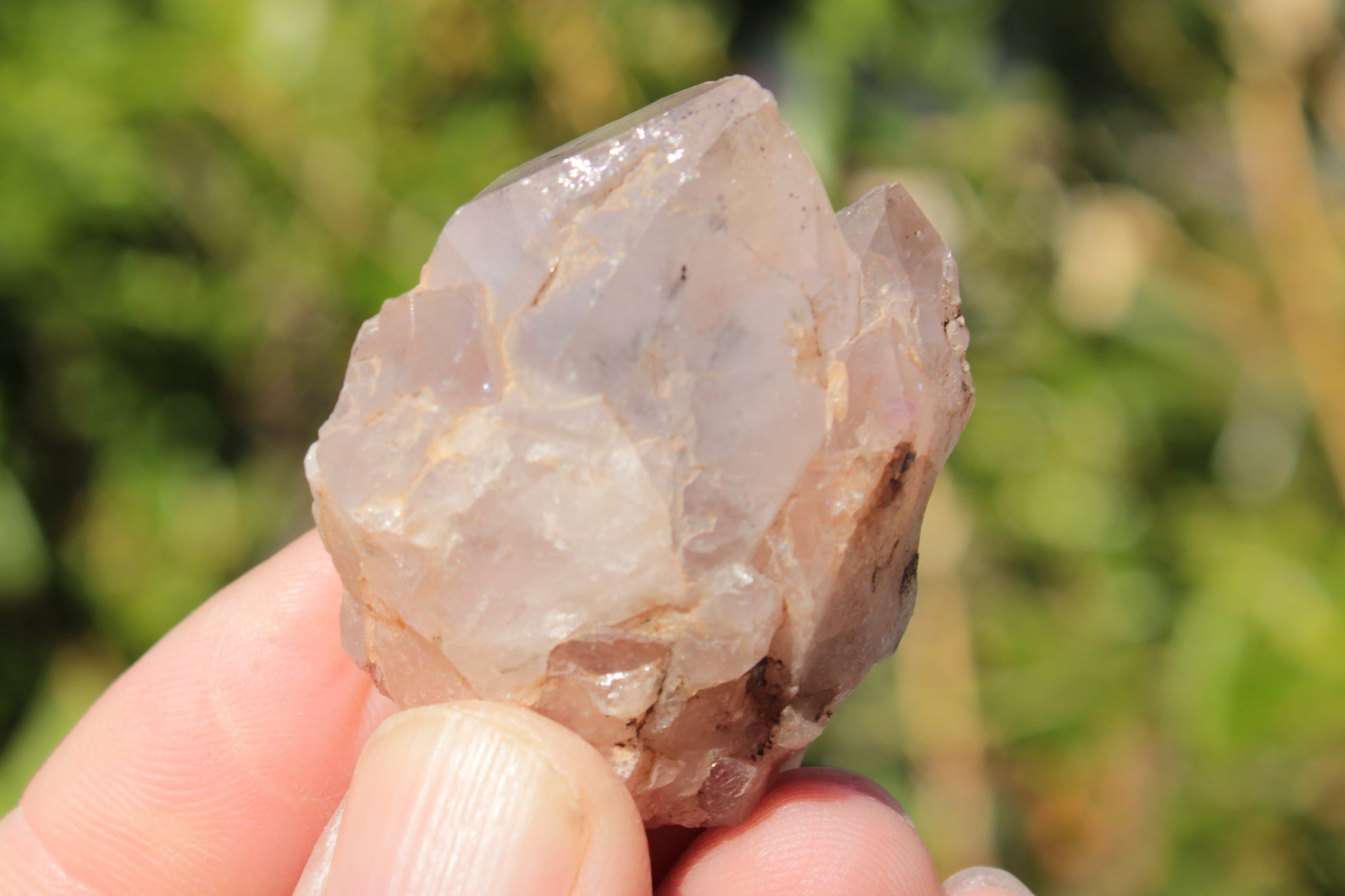 White silver mountain Quartz crystal point 53g Rocks and Things