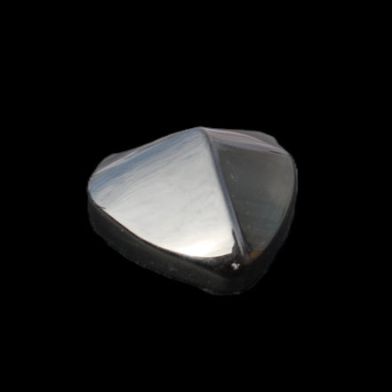 Obsidian heart carved 42g in sunlight - Rocks and Things Store