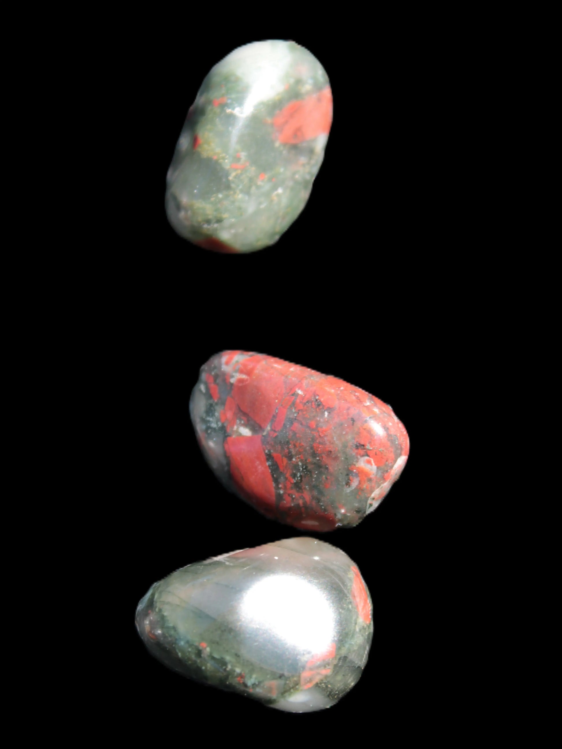 African Bloodstone 3 tumbled stones 18-20mm 11.6g Rocks and Things