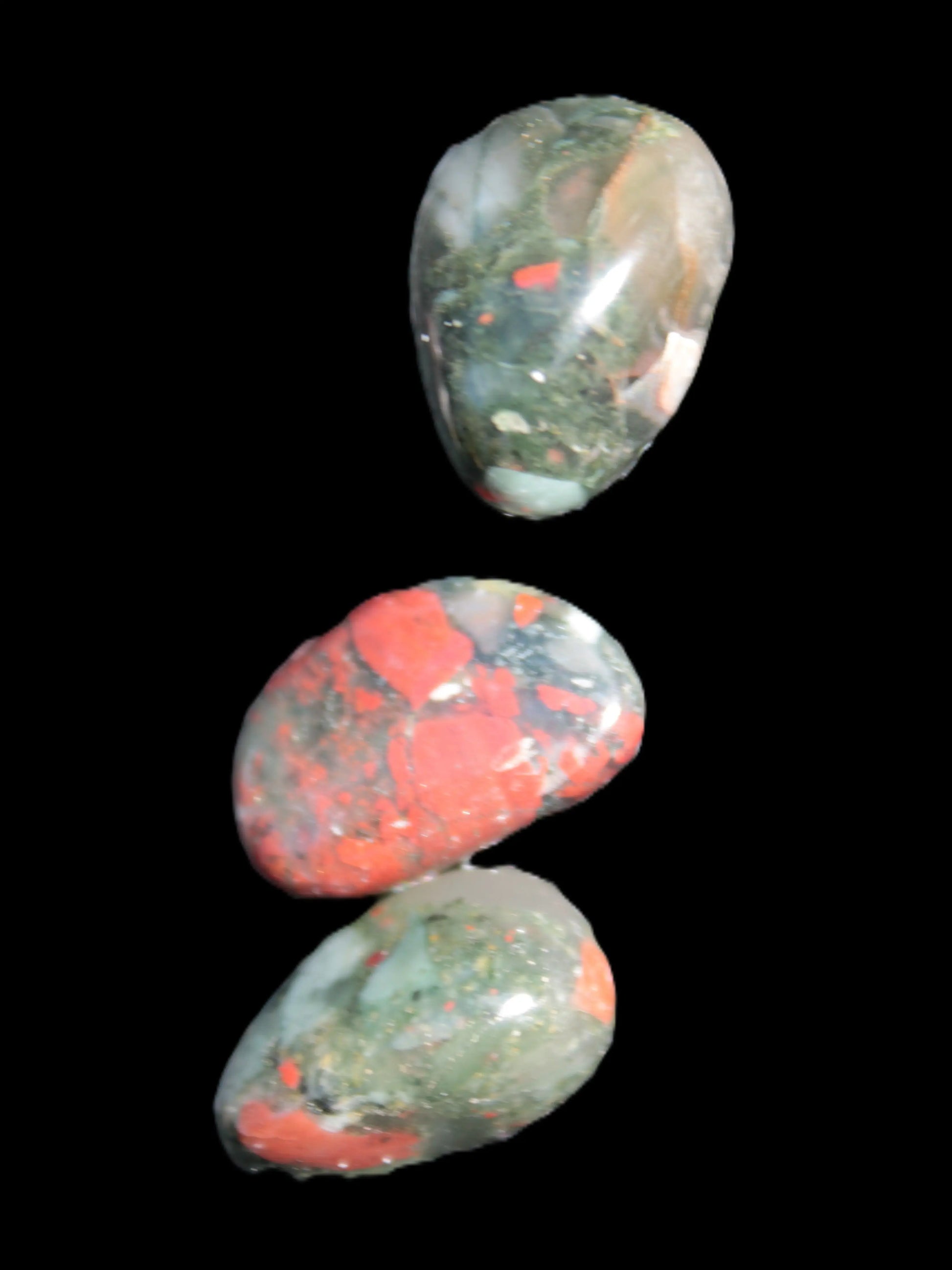 African Bloodstone 3 tumbled stones 18-20mm 11.6g Rocks and Things