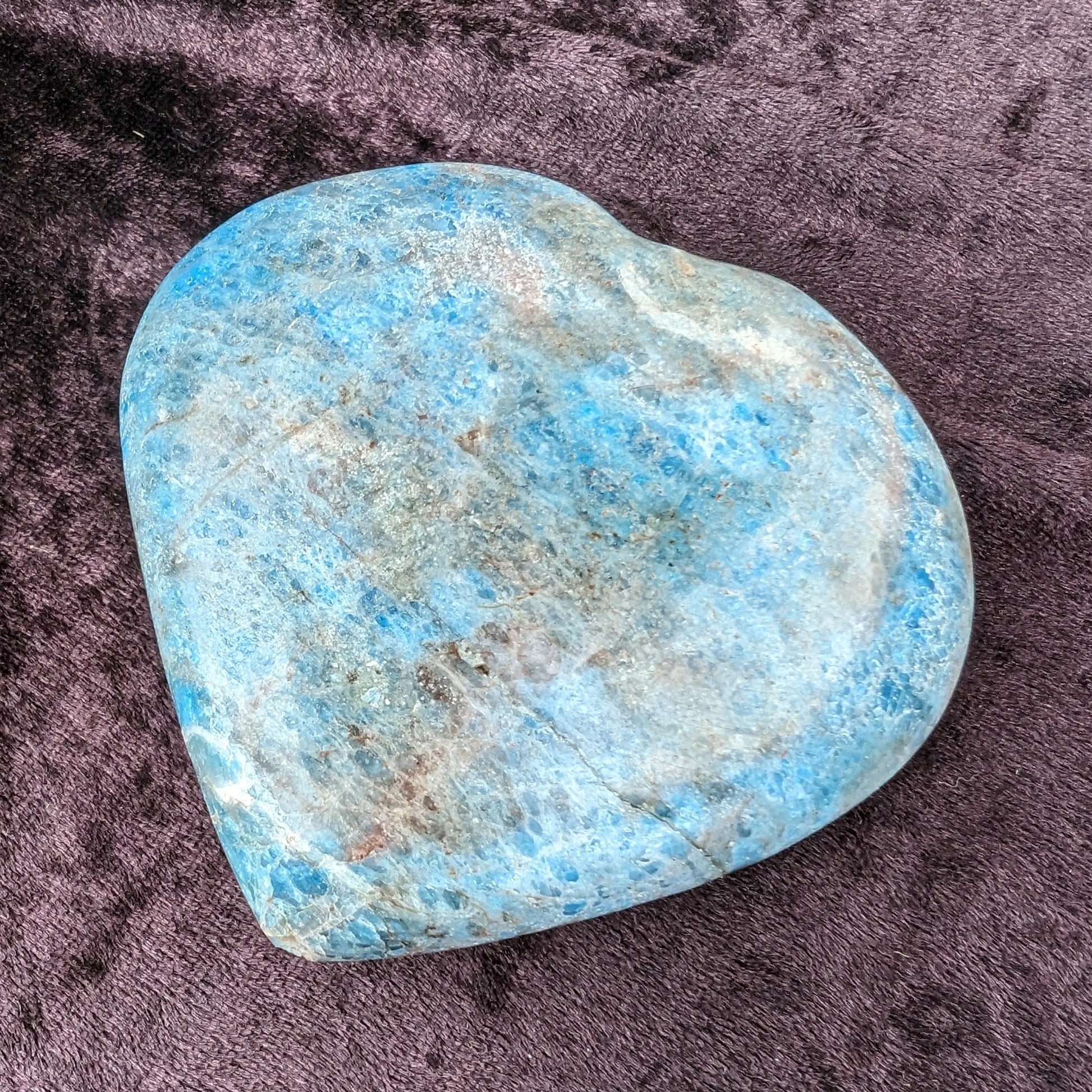 Apatite heart 385g Rocks and Things