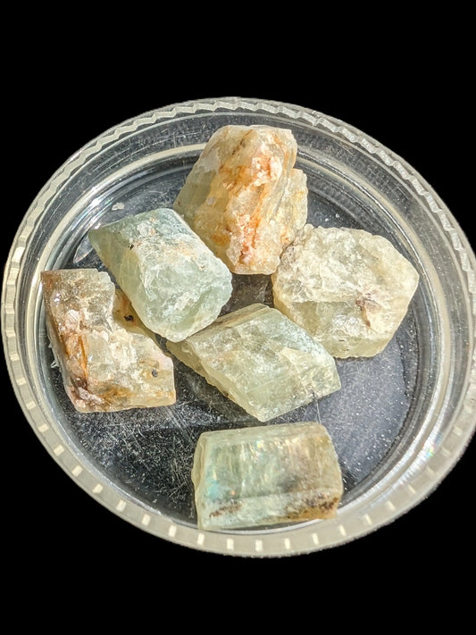 Aquamarine natural 4-6 crystals 7-8g Rocks and Things