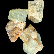 Aquamarine natural 4-6 crystals 7-8g in sunshine - Rocks and Things Store