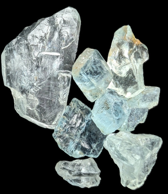 Aquamarine natural 6 crystals 6-7g Rocks and Things