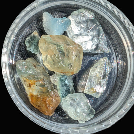 Aquamarine natural 6 crystals 6-7g Rocks and Things