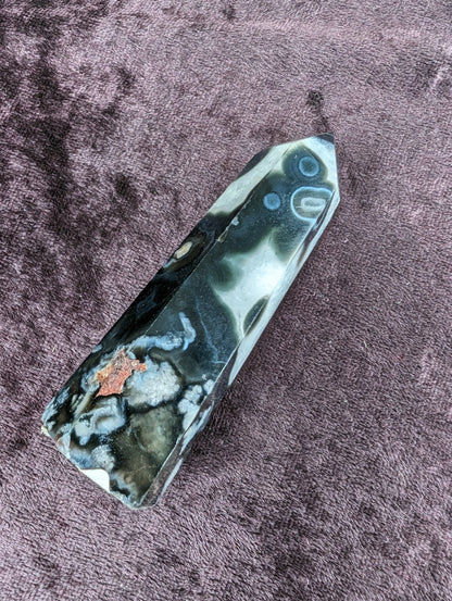 Black Cherry Blossom Onyx Agate wand 70g Rocks and Things