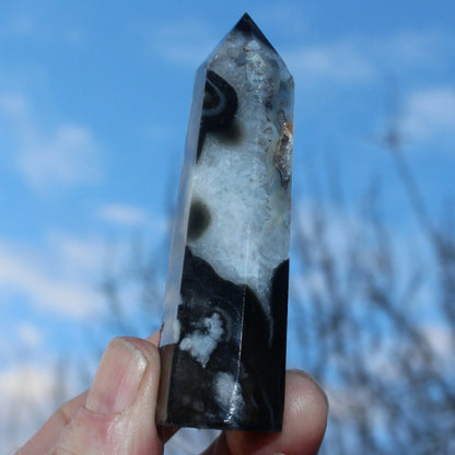 Black Cherry Blossom Onyx Agate wand 70g Rocks and Things