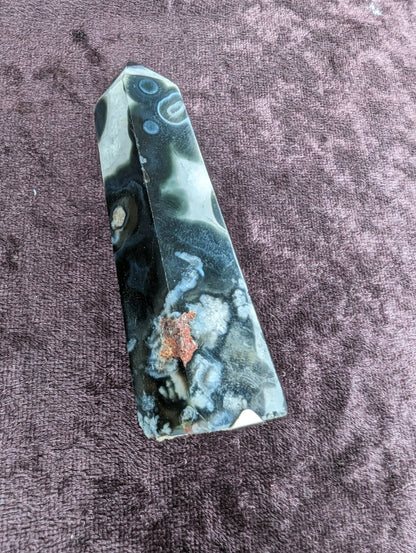 Black Cherry Blossom Onyx Agate wand 70g Rocks and Things