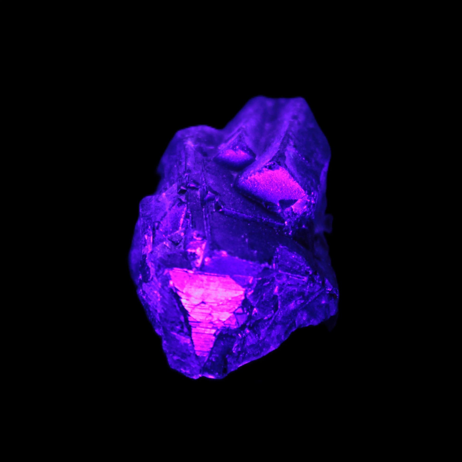 Black Rose UV-reactive Fluorite specimen 18.8g Rocks and Things Store