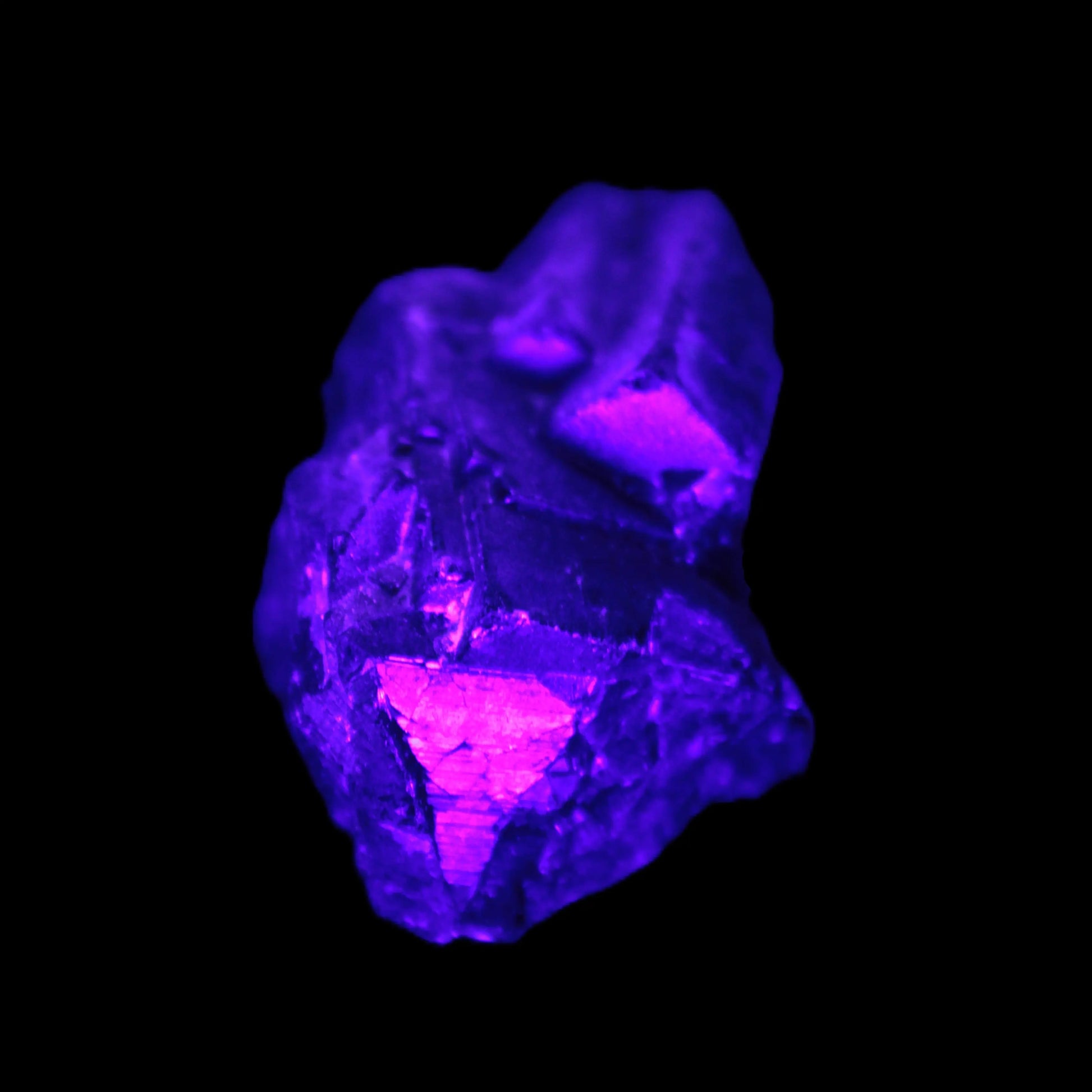 Black Rose UV-reactive Fluorite specimen 18.8g Rocks and Things Store