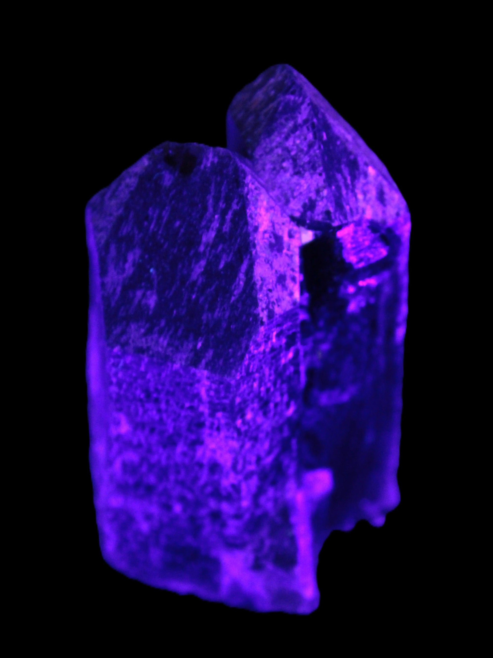 Black Smoky Quartz crystal cluster 213g in UV light