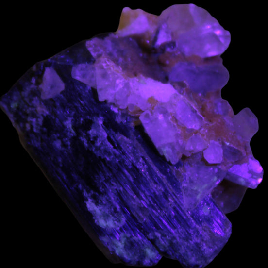 Black Tourmaline with Feldspar Quartz UV reactive matrix 88.2ct 17.7g in UV light -  Rocks and Things Store