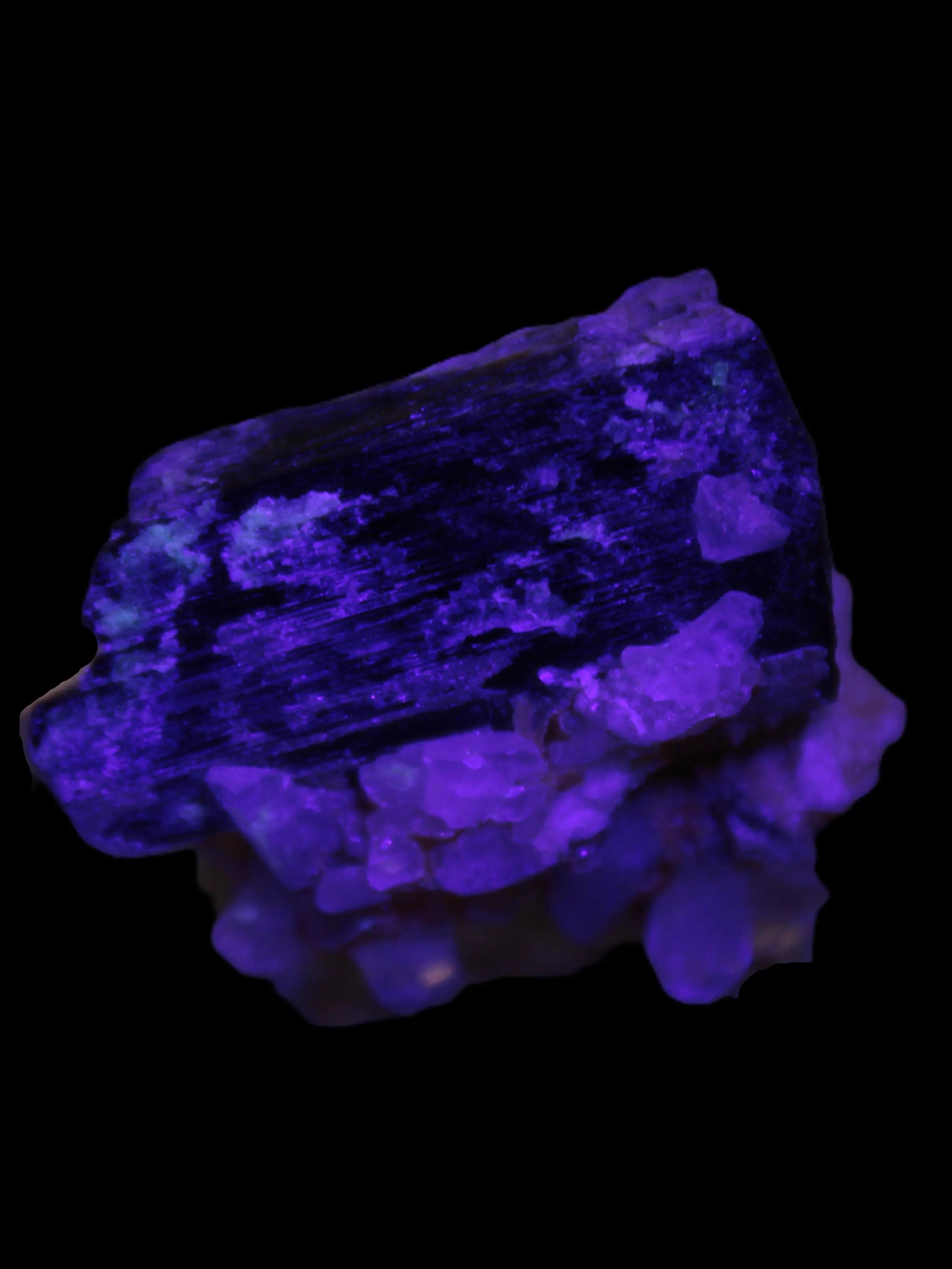 Black Tourmaline with Feldspar Quartz UV reactive matrix 88.2ct 17.7g in UV light - Rocks and Things Store