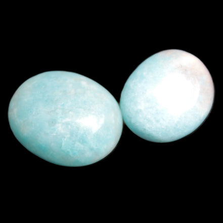 Blue Trolleite stones 15mm-23mm 12-15g in sunlight - Rocks and Things Store