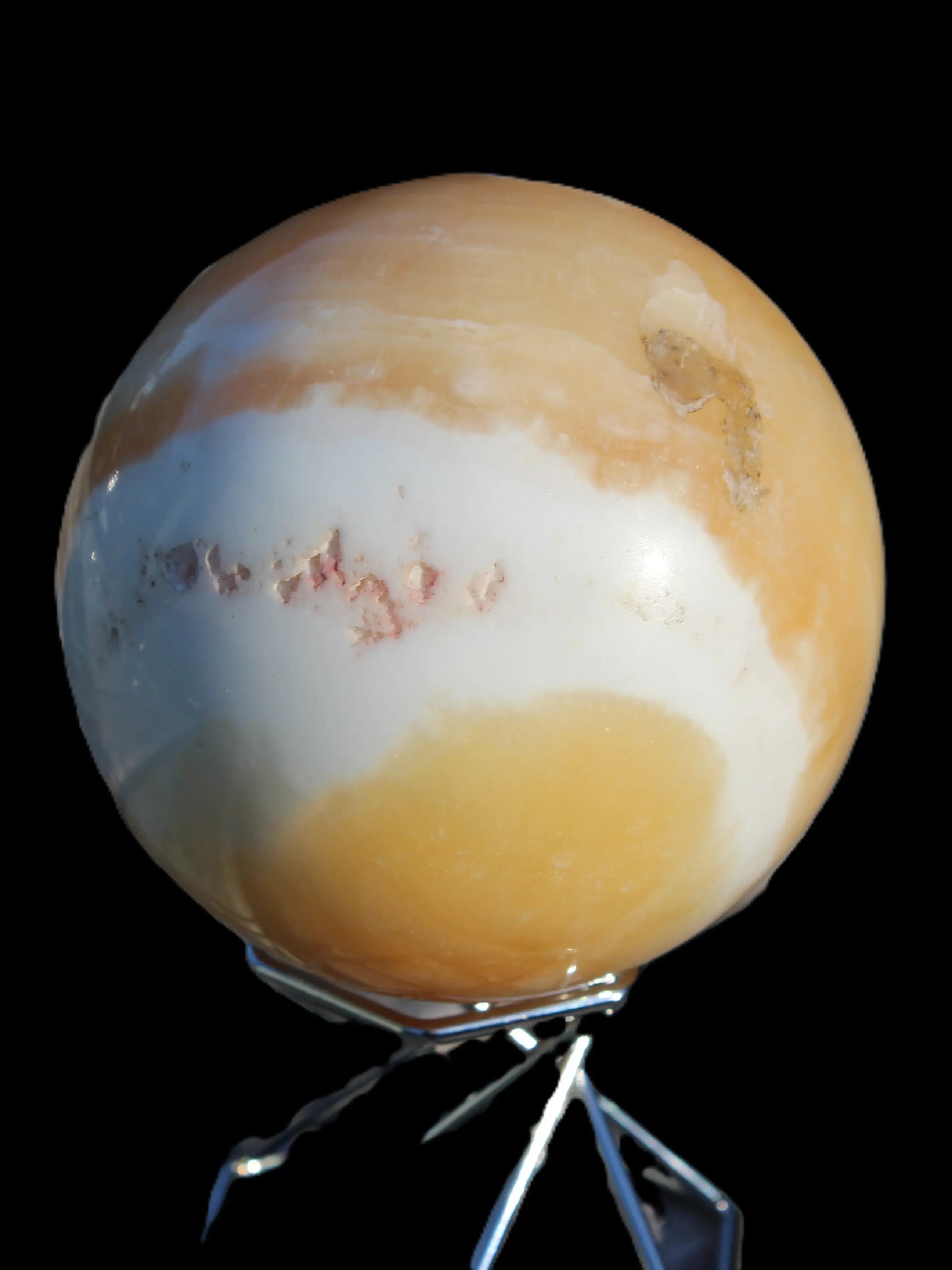 Calcite sphere 582g Rocks and Things