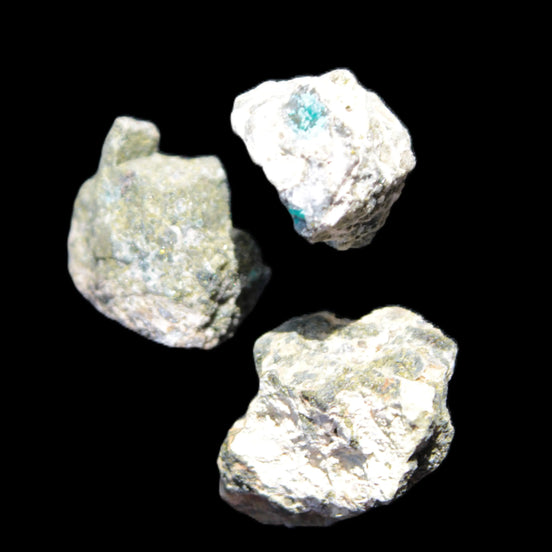 Chrysocolla with Epidote 3 stones 24-25g in sunlight - Rocks and Things Store