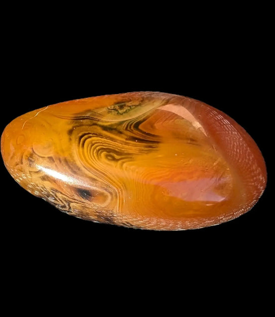 Crazy Lace Silk Banded Agate tumbled stone from Madagascar 35*54mm 68g Rocks and Things