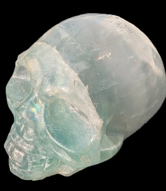 Fluorite hand-carved skull 652g - Rocks and Things Store
