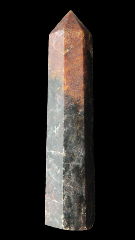 Garnet wand 88mm 56g in sunlight - Rocks and Things Store