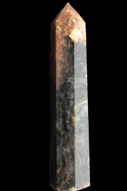 Garnet wand 88mm 56g in sunlight - Rocks and Things Store